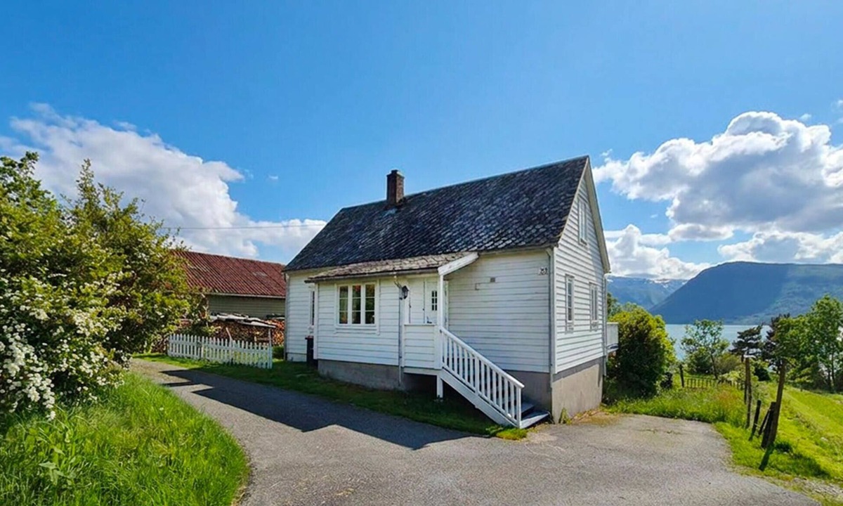 Rosendal House | Awesome home in Rosendal with sauna