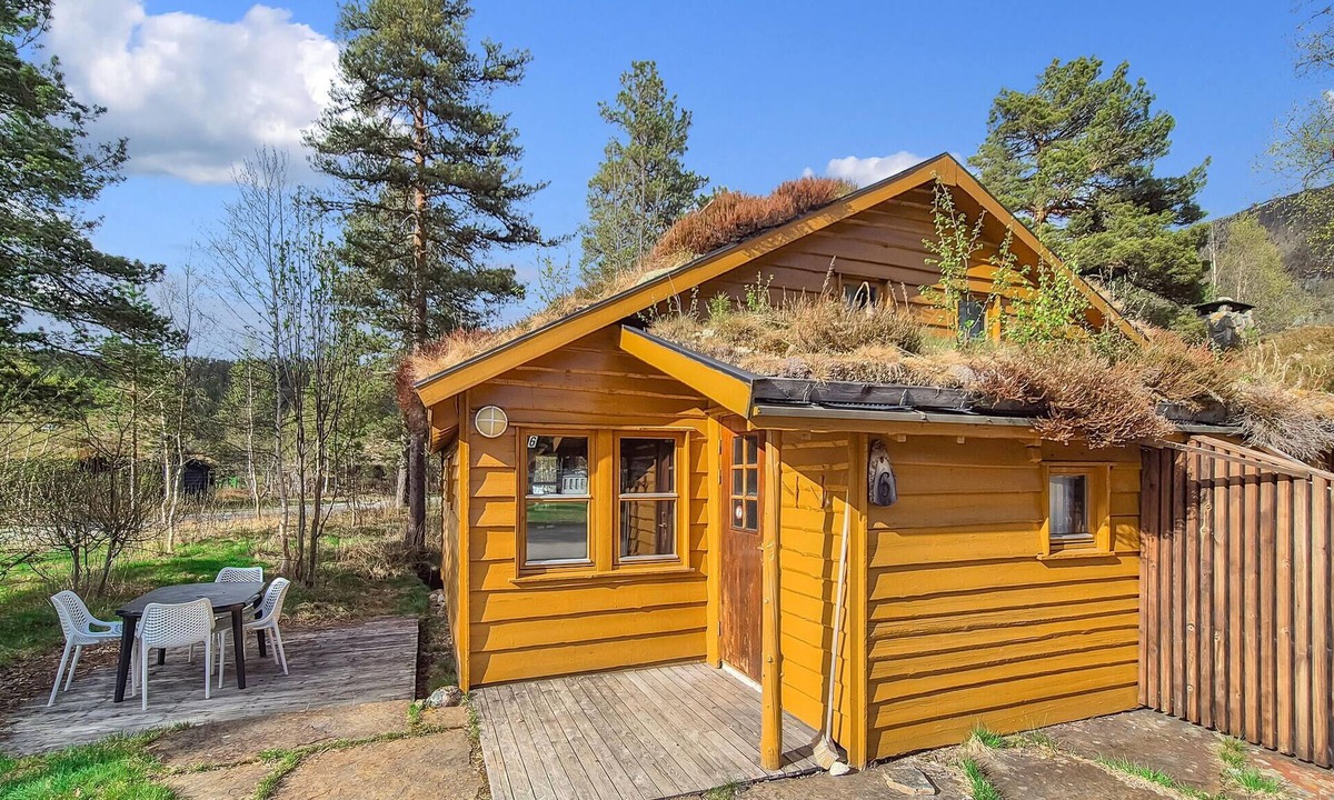 Tjørhom House | Awesome home in Tjørhom with sauna