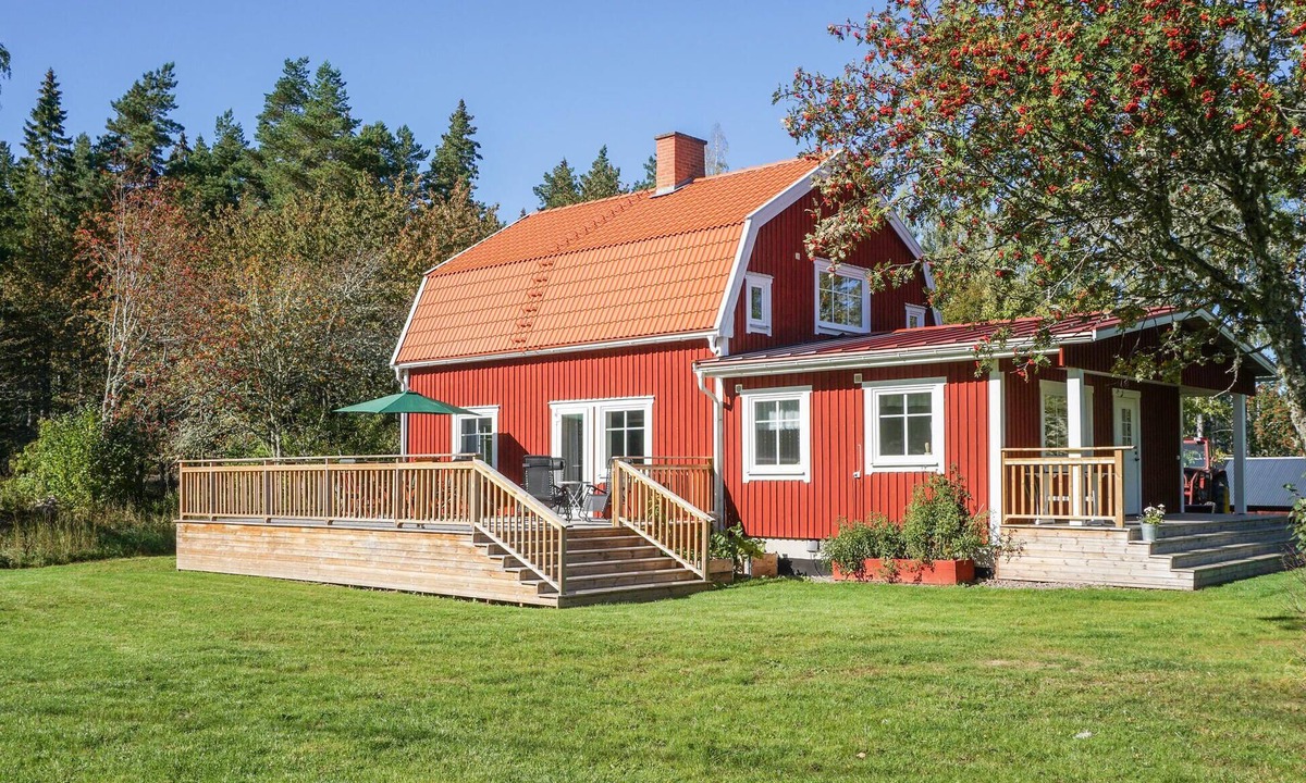 Odeshog Municipality House | Awesome home in Tranås with sauna