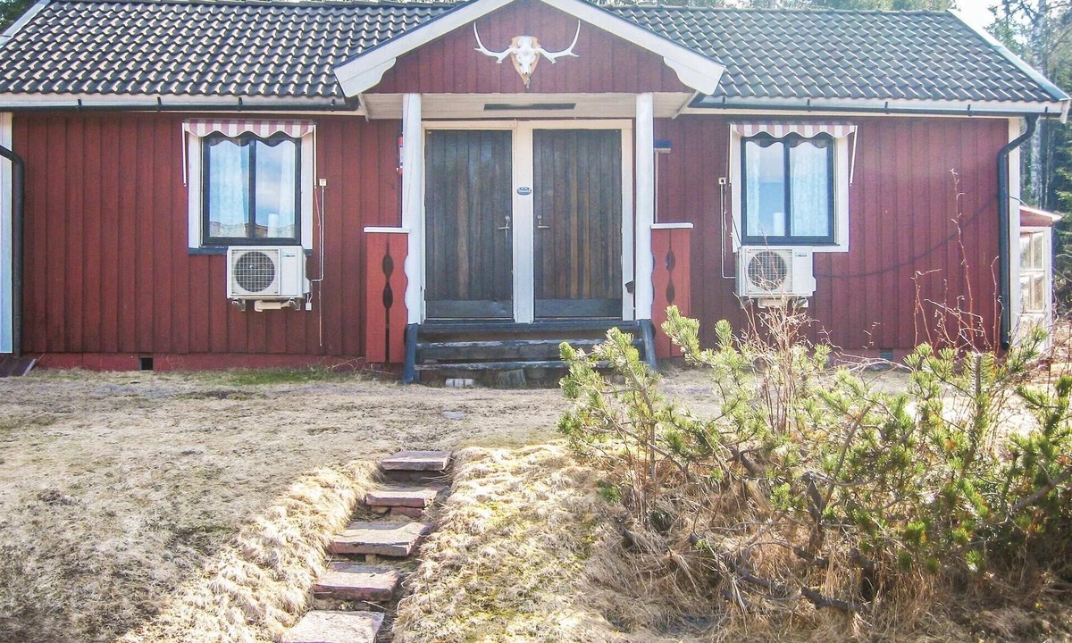 Transtrand Apartment | Awesome studio in Transtrand with sauna