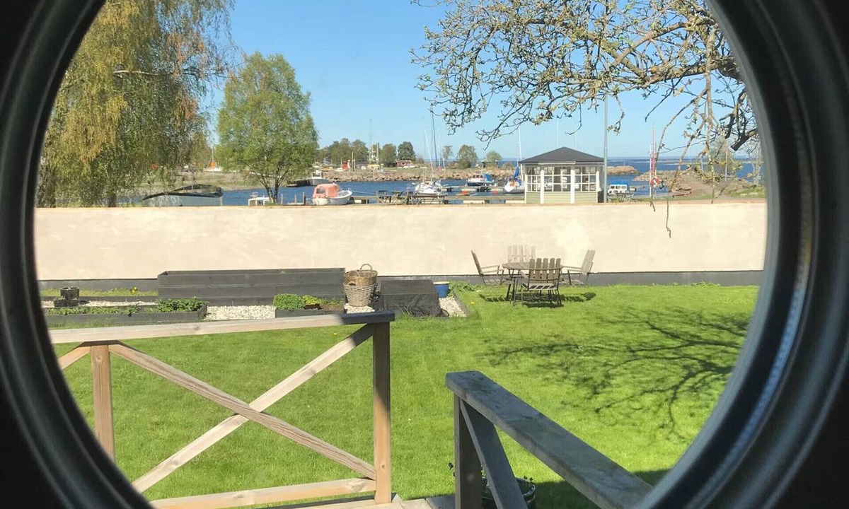 Bergkvara House | Baltic Sea vacation with a view of the sea at the Bergkvara marina