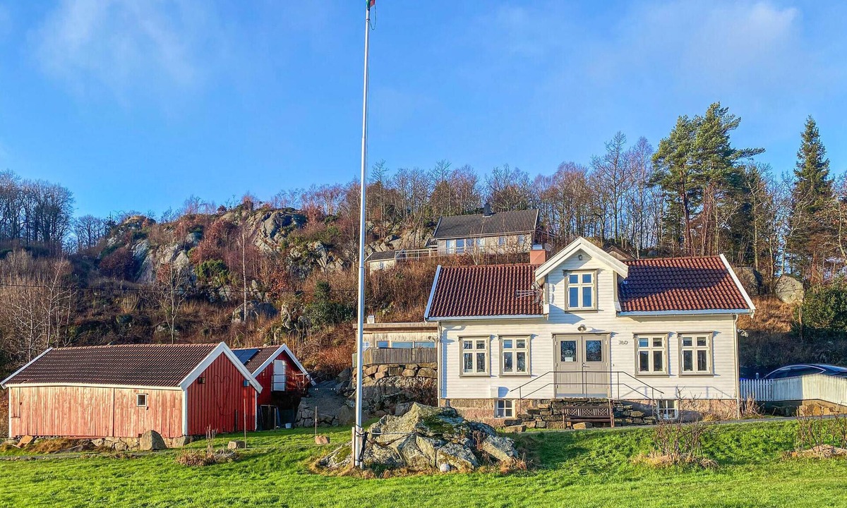 Farsund House | Beach front home in Farsund with WiFi