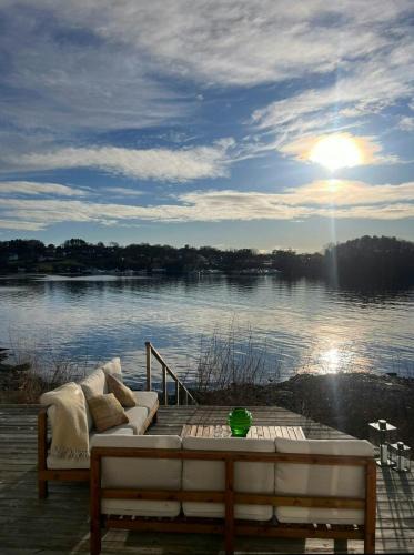 Finnoy House | Beachfront Cabin With Sun Terraces On Helgøy