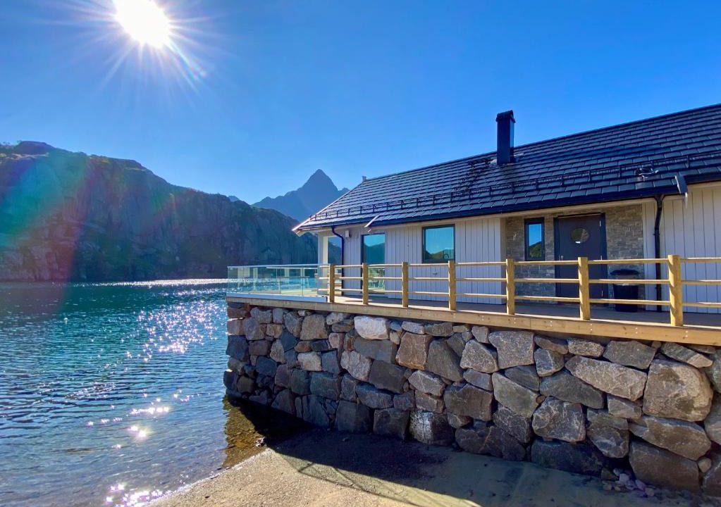 Vestvagøy Ski Chalet | Beachfront Paradise Lofoten
