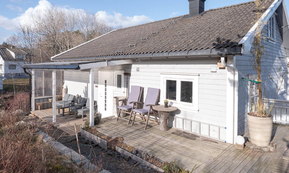 Arendal House | Beautiful home in Arendal with WiFi