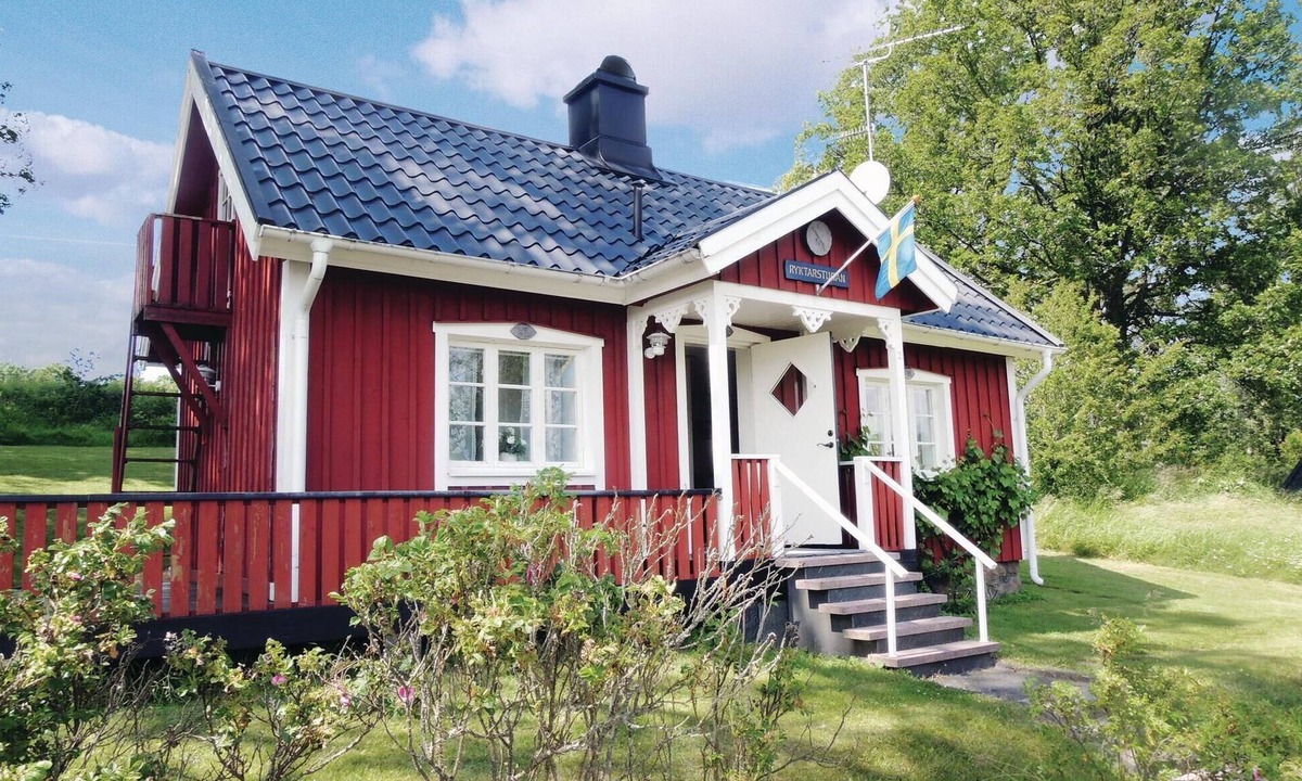 Ljungby House | Beautiful home in Ljungby with sauna