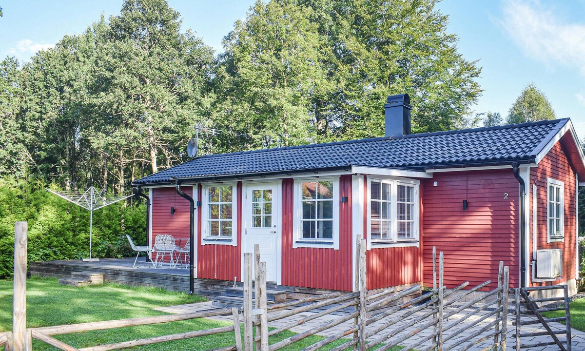 Stavsjo House | Beautiful home in Ljungby with WiFi
