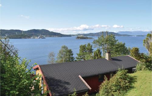 Kvinnherad House | Beautiful Home In Sandvoll With House Sea View