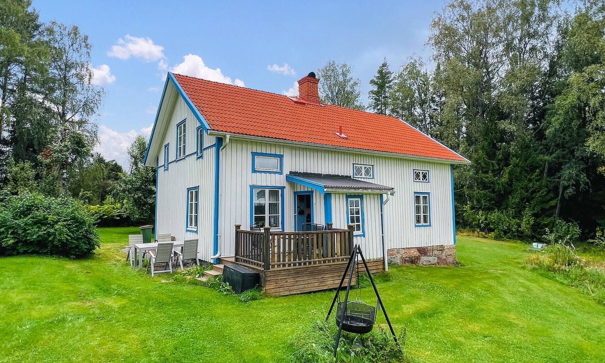 Kil House | Beautiful home in Gunnarsbytorp with sauna