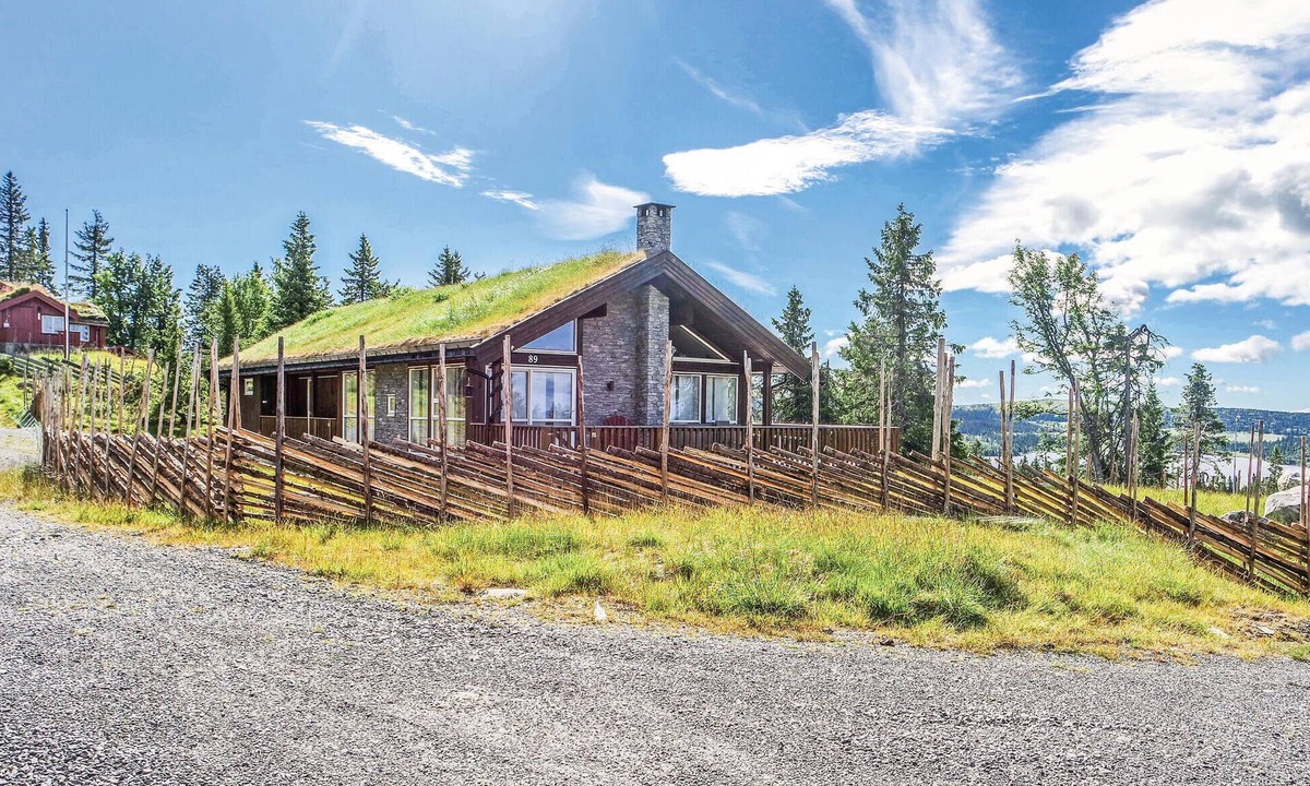 Sjusjoen House | Beautiful home in Sjusjøen with sauna