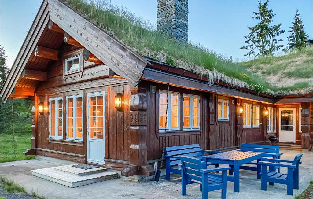 Sjusjoen House | Beautiful Home In Sjusjoen