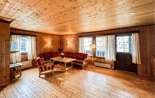 Nord-Fron House | Beautiful Home In Vinstra With Sauna