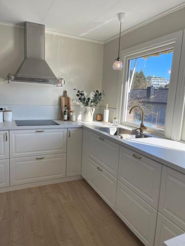 Hamresanden Apartment | Beautiful home near Dyreparken