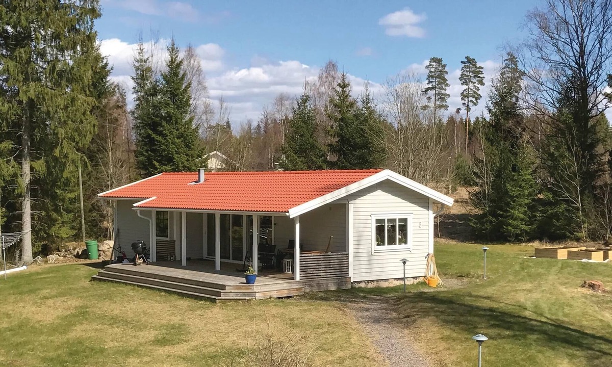 Rorvik House | Beautiful modern cottage with nice terrace in Gådeberg, 6 km from Rörvik in Småland. You live close