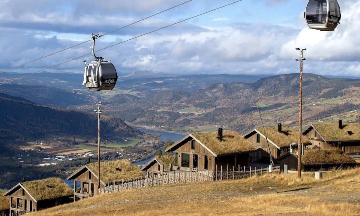 Hafjell Cottage | Beautiful Ski-in/Ski-out Cabin at the top of the mountain in Hafjell