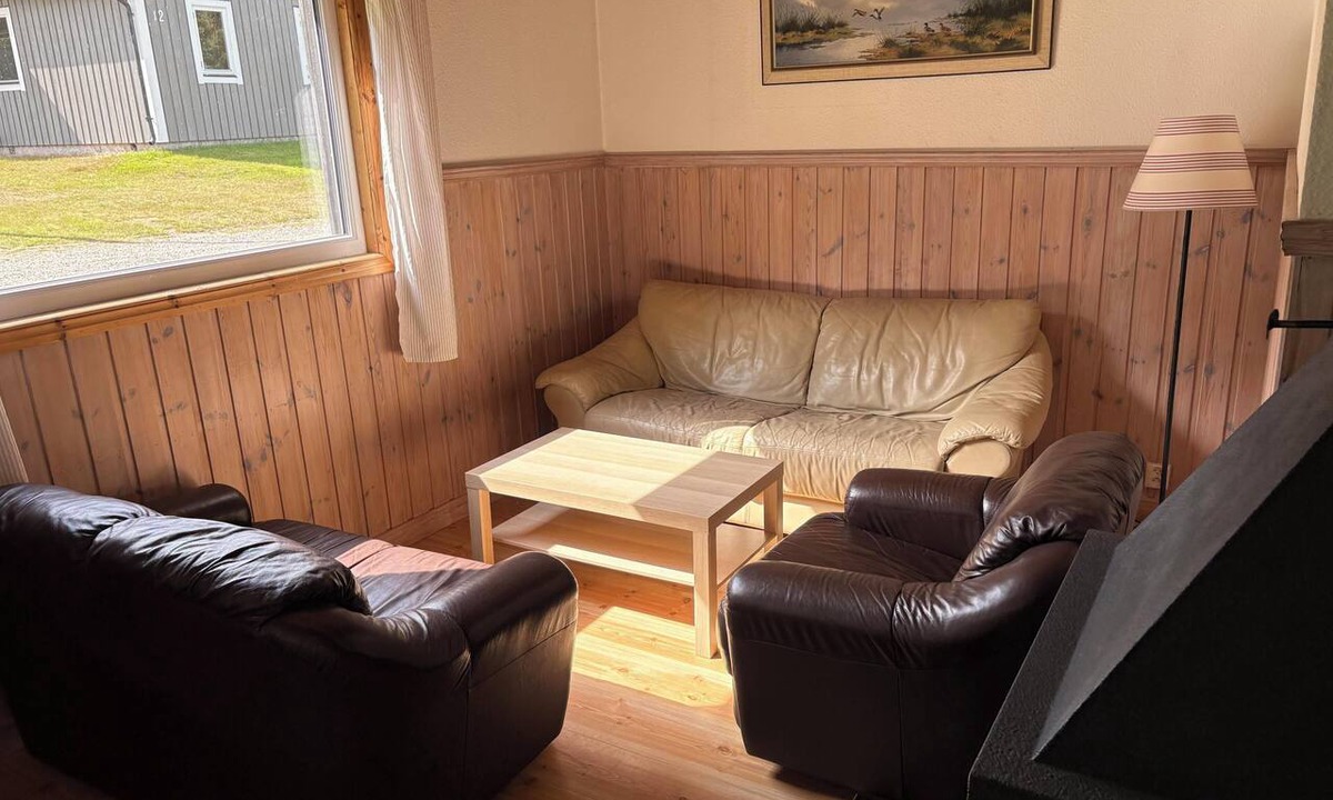 Rada Cottage | Björnbyn Stugby