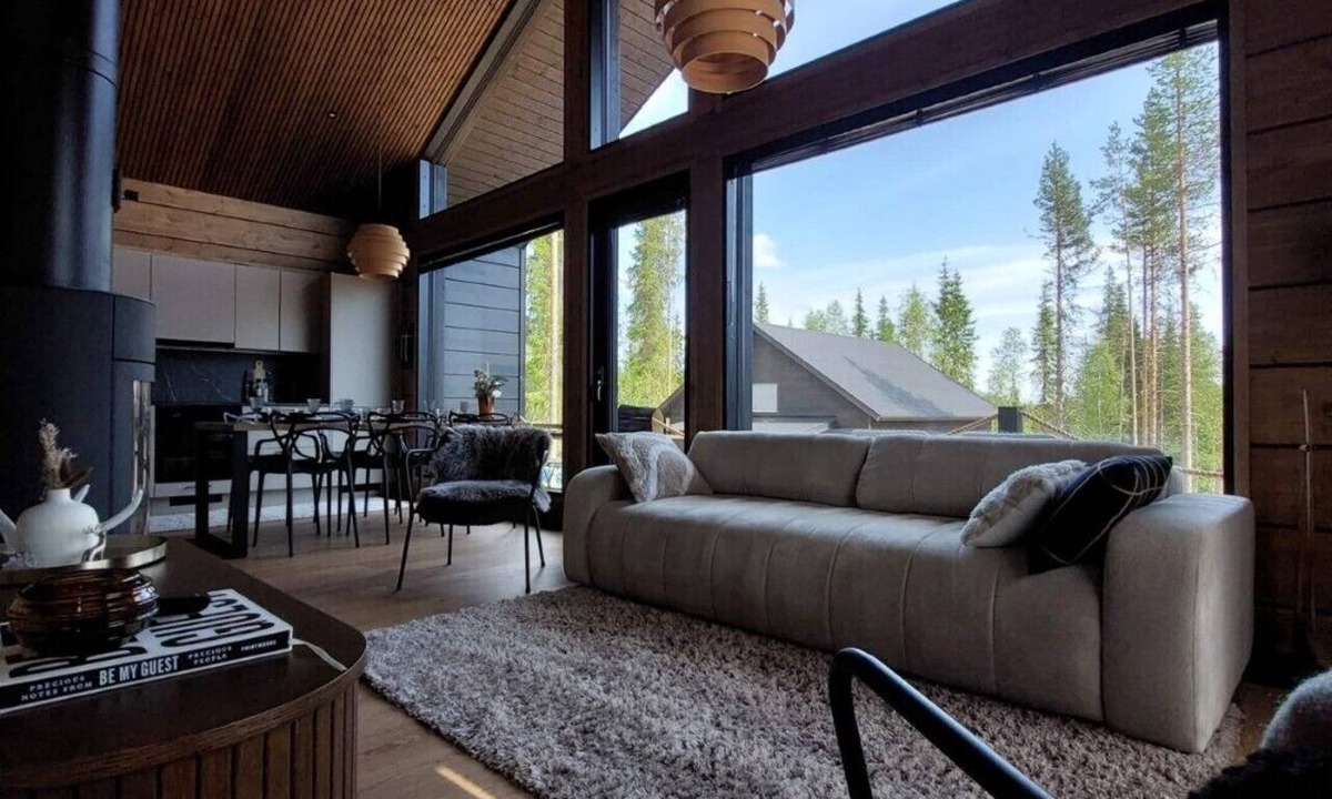 Akaslompolo Cabin | Brand-new log cabin in Ylläs - sauna, 2 min to ski bus - IG: @villa.cloudberry
