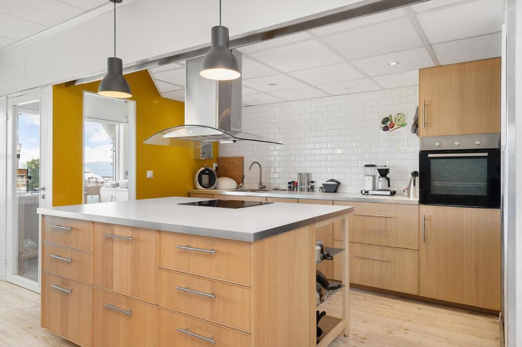 Brekstad House | Brekstad Gjestehus AS