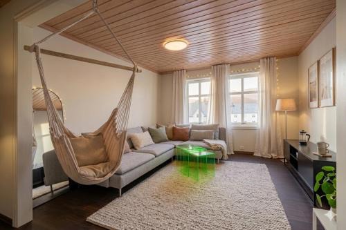 Alesund Apartment | Bright Nordic Apartment - Free Parking - 4 Guests - Close to City Center