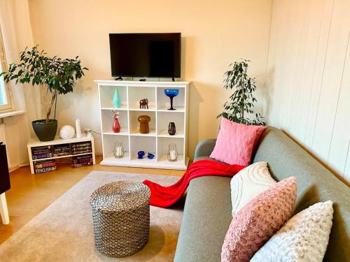 Lahti Apartment | Bright two-room apartment with lake view