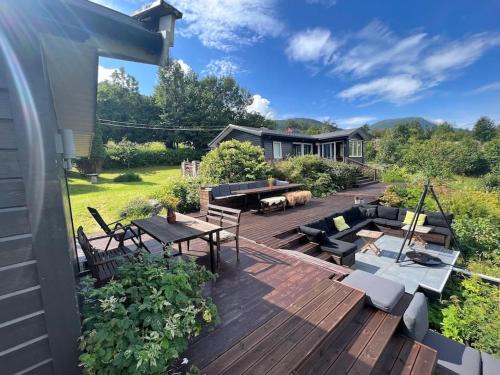 Sunndal House | Cabin by the Fjord