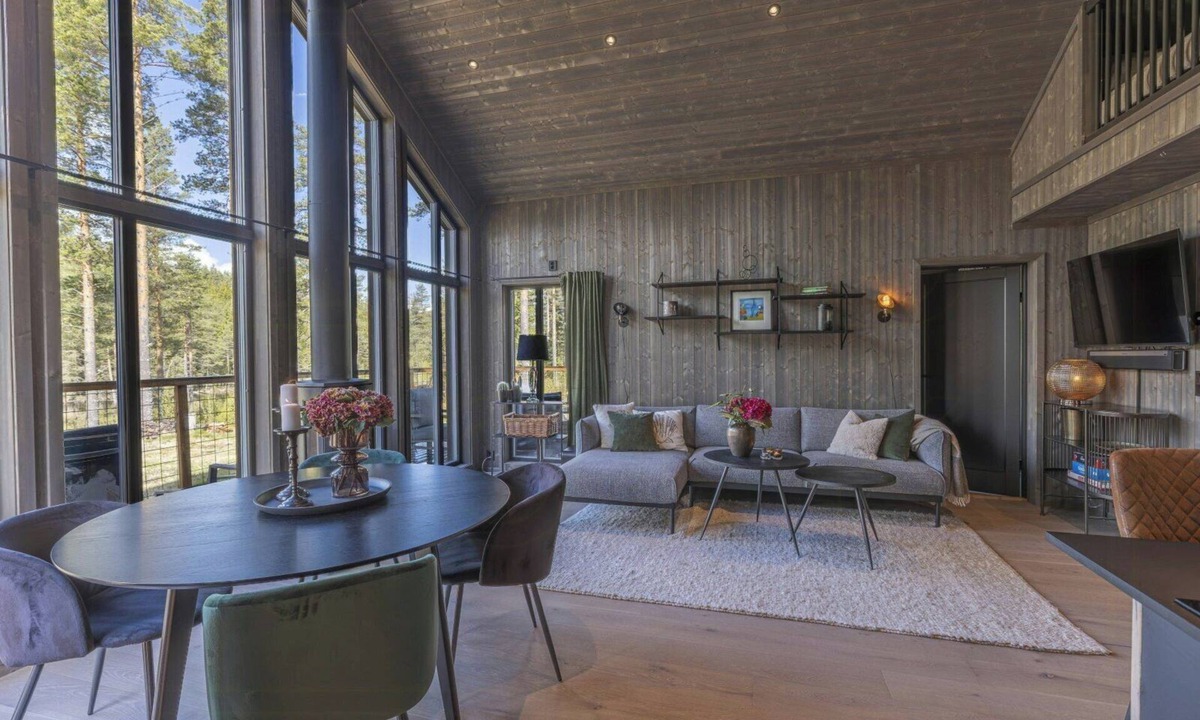 Kroderen House | Cabin by the river with private terrace