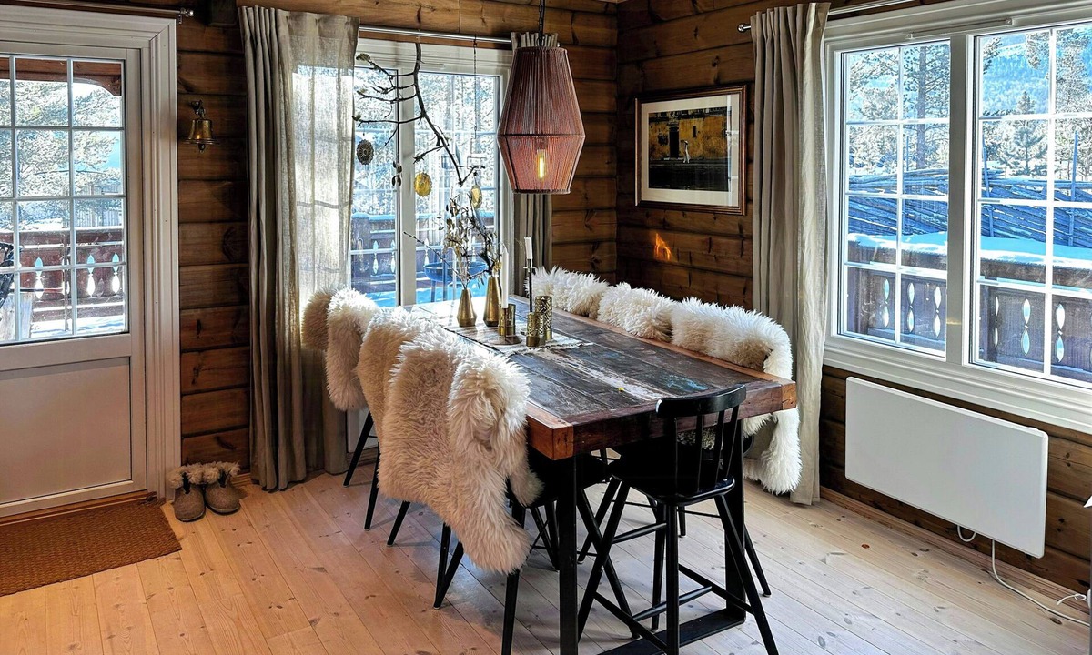 Lesja House | Cabin near Lesjaskogsvatnet and national parks