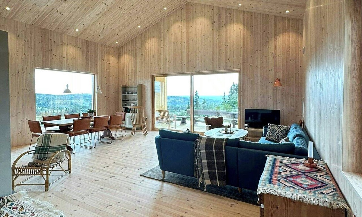 Nord-Aurdal House | Cabin with views of Smørlifjell in Valdres