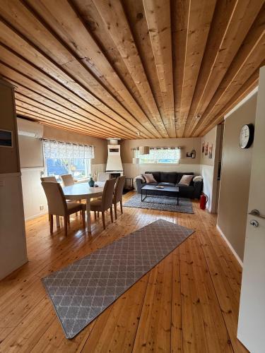 Jukkasjarvi House | Camp Caroli Olala