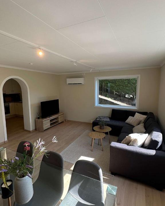 Haugesund Apartment | Central 2-Bedroom Apartment with Free Parking
