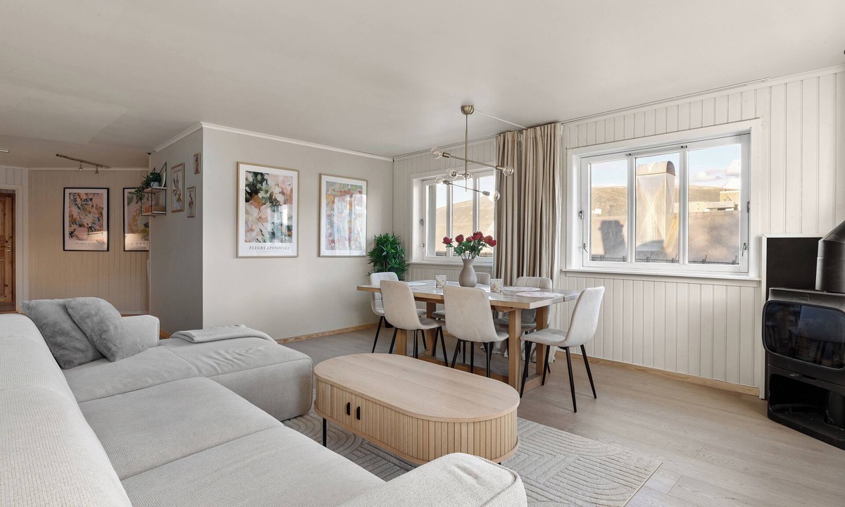 Tromso Apartment | Central And Cozy Top Floor Apt