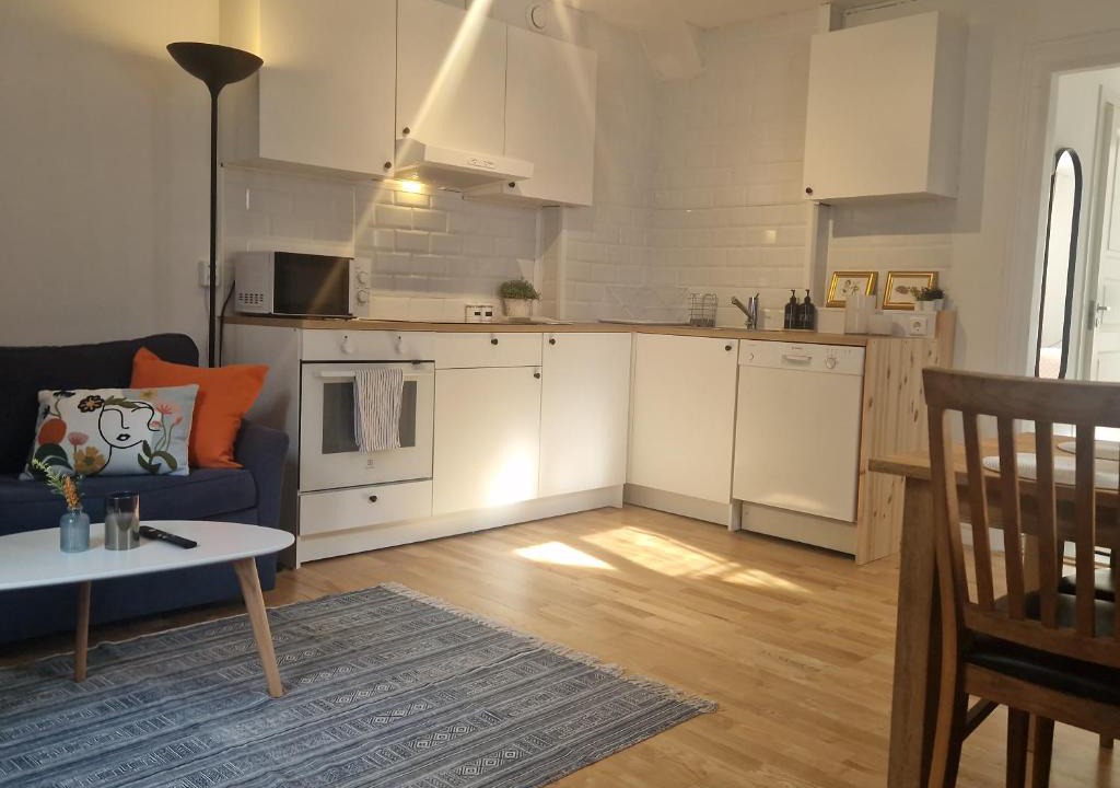 Fagelbo-Vaster-Oster Apartment | Central City Apartment A