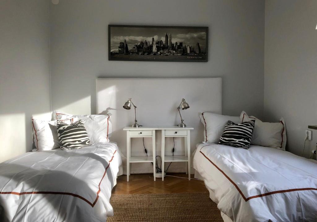 Ladugardsgardet Apartment | Central Stockholm 2 bedroom & FREE AIRPORT PICK UP