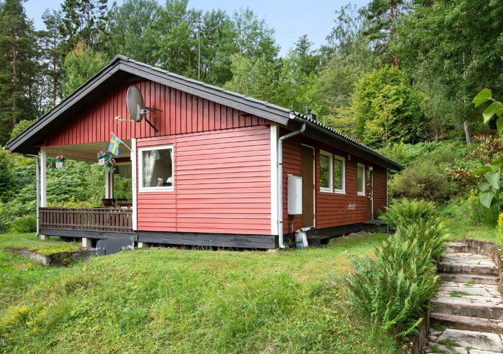 Motala Ski Chalet | Chalet Västanvik Snickarhagen by Interhome