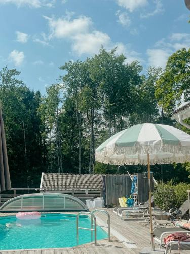 Norrtalje House | Charming 1900S Cottage In Billinge Village