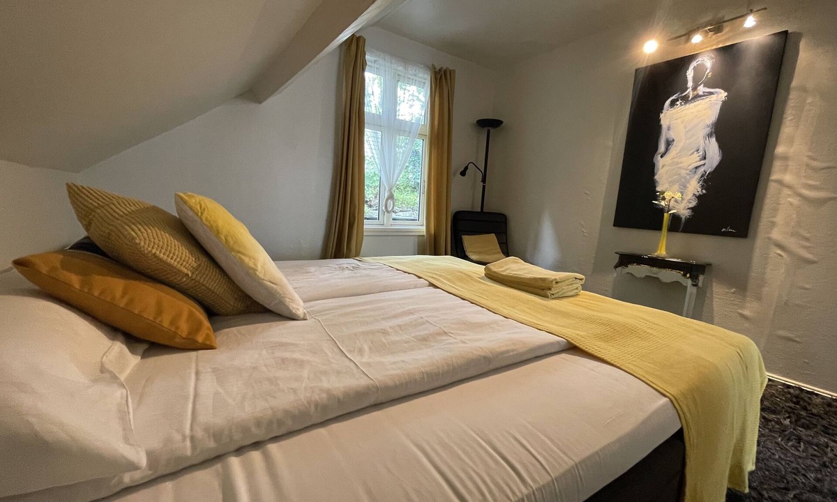 Stavanger Apartment | Charming 4-Bedroom Apartment in Central Stavanger