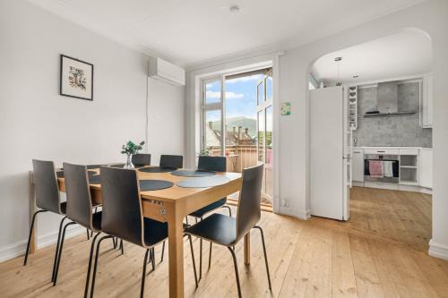 Sentrum Apartment | Charming apartment with stunning views!