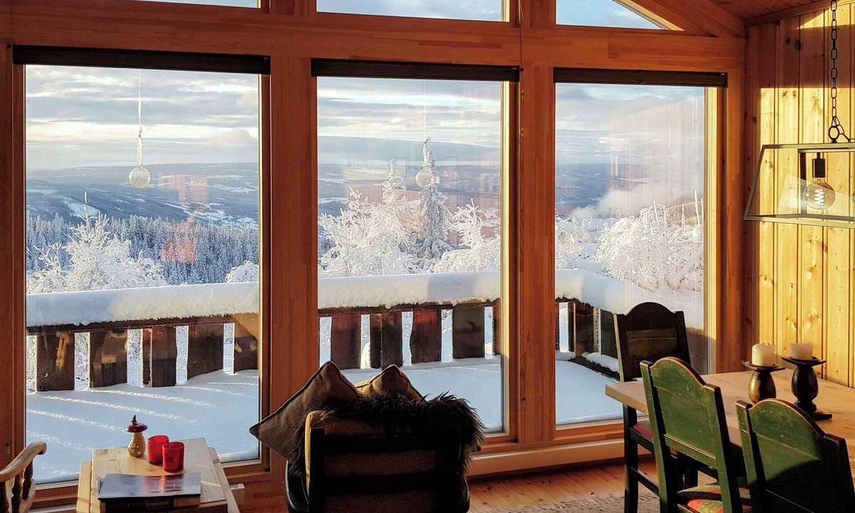 Nord-Aurdal House | Charming cabin with views in Valdres