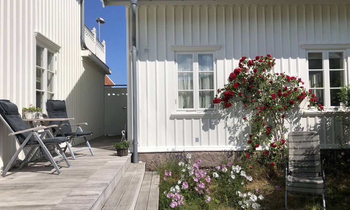Fiskebackskil House | Charming cottage with patio