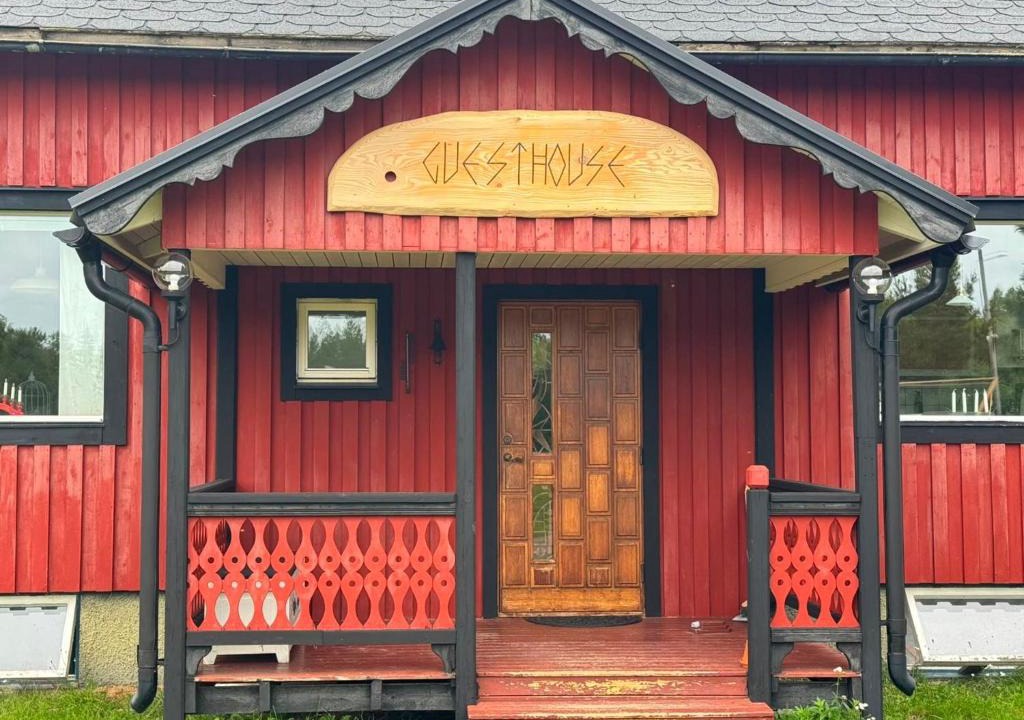 Mellanstrom House | Charming Guest Room Retreat in Arjeplog, Sweden