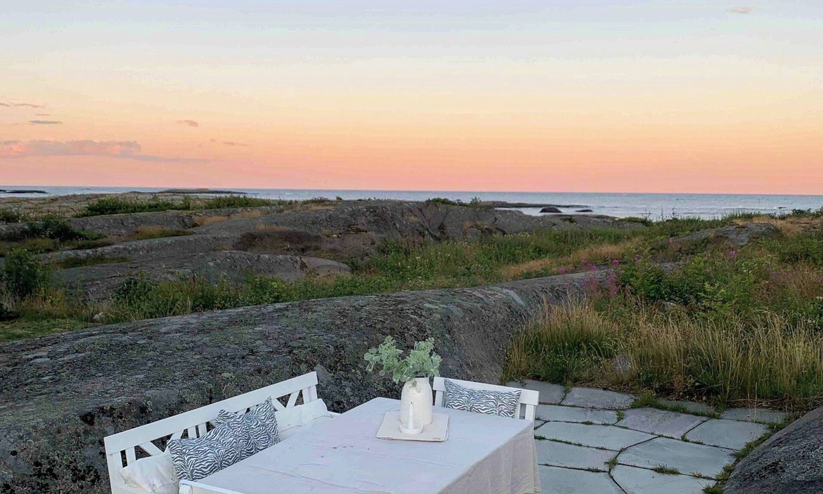 Stavern House | Charming holiday home by sea near Stavern