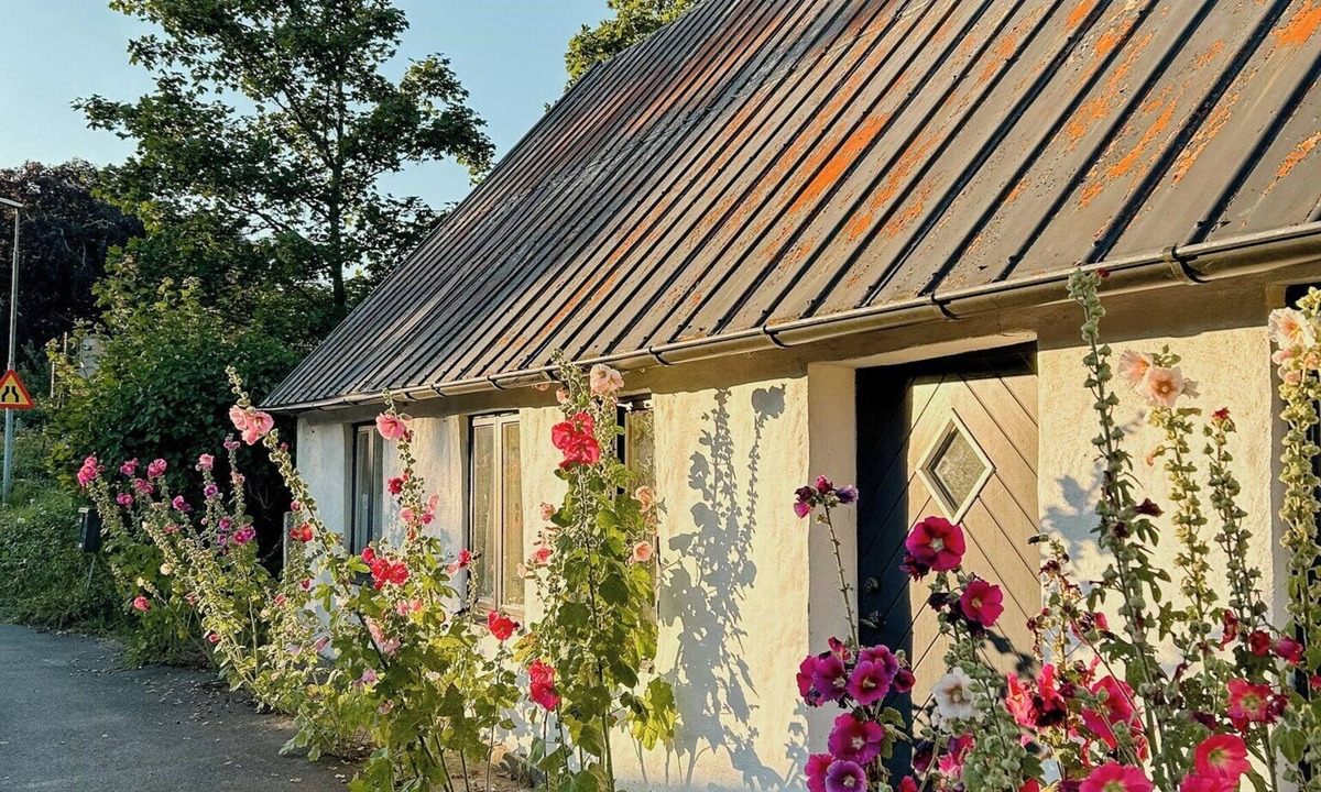 Garsnas House | Charming house in Österlen with lush garden