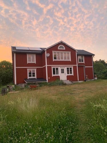 Vato Bed & Breakfast | Charming house on large property on Vato