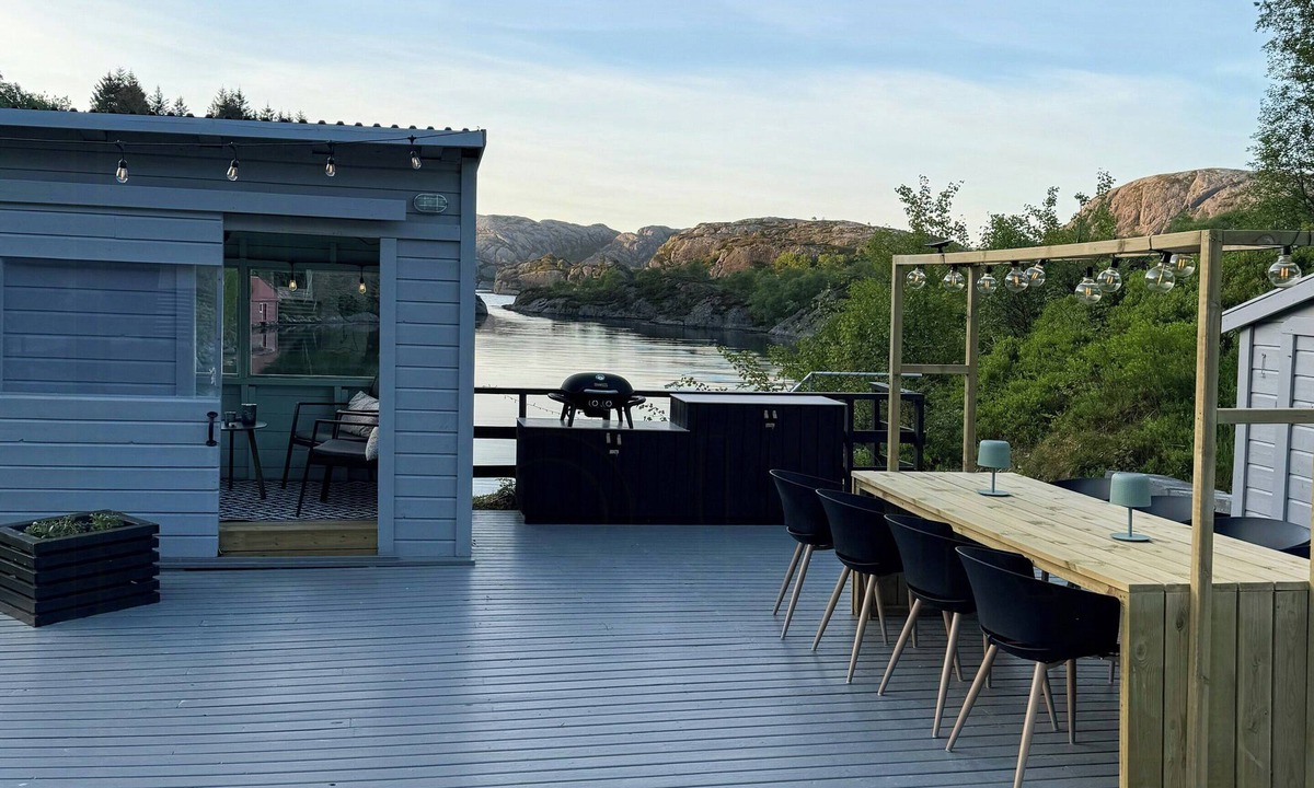 Solund House | Charming seaside cabin with amazing view