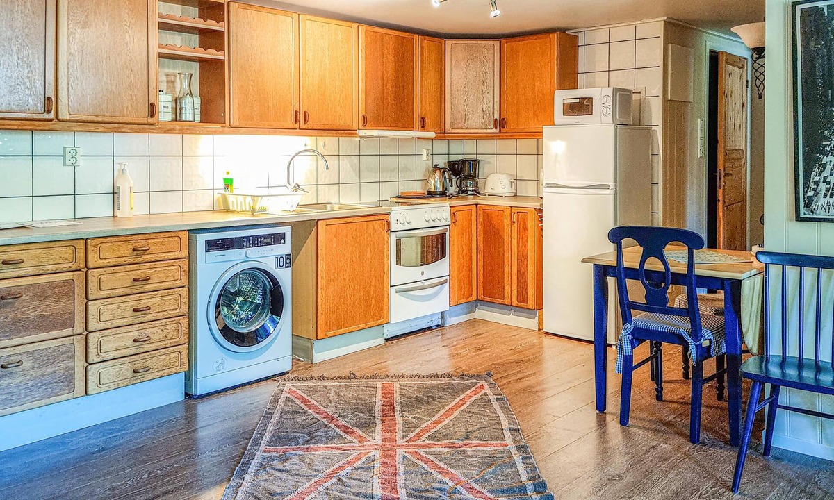 Sør-audnedal Apartment | Charming vacation apartment with fireplace.