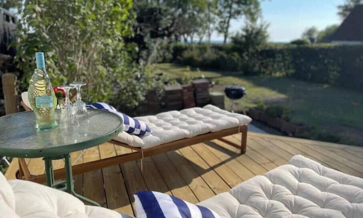 Gislov House | Charming villa by the sea - sandy beach and sea view in Gislövs Location