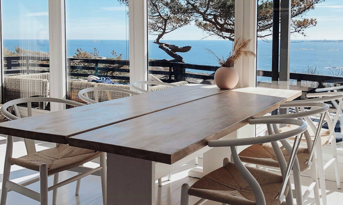 Larvik House | Cliff-top home between Sandefjord and Larvik