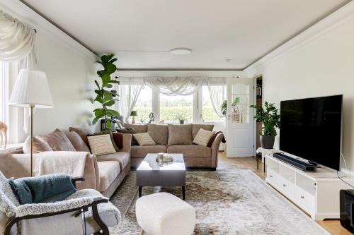Katrineholm Villa | Comfort Stay Villa Superior