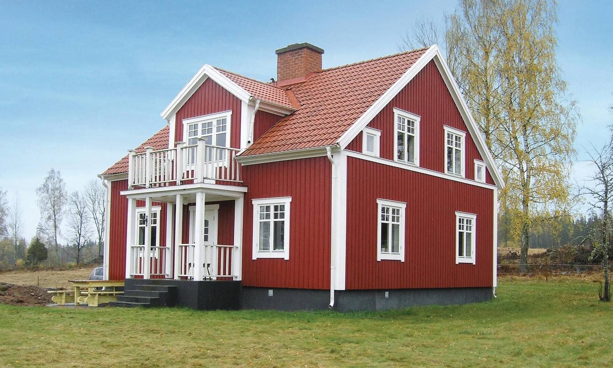 Eksjo Municipality House | Completely renovated cottage in high location by the lake Solgen, near Eksjö.