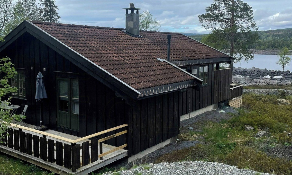 Ringsaker House | Cottage by the water near Sjusjøen